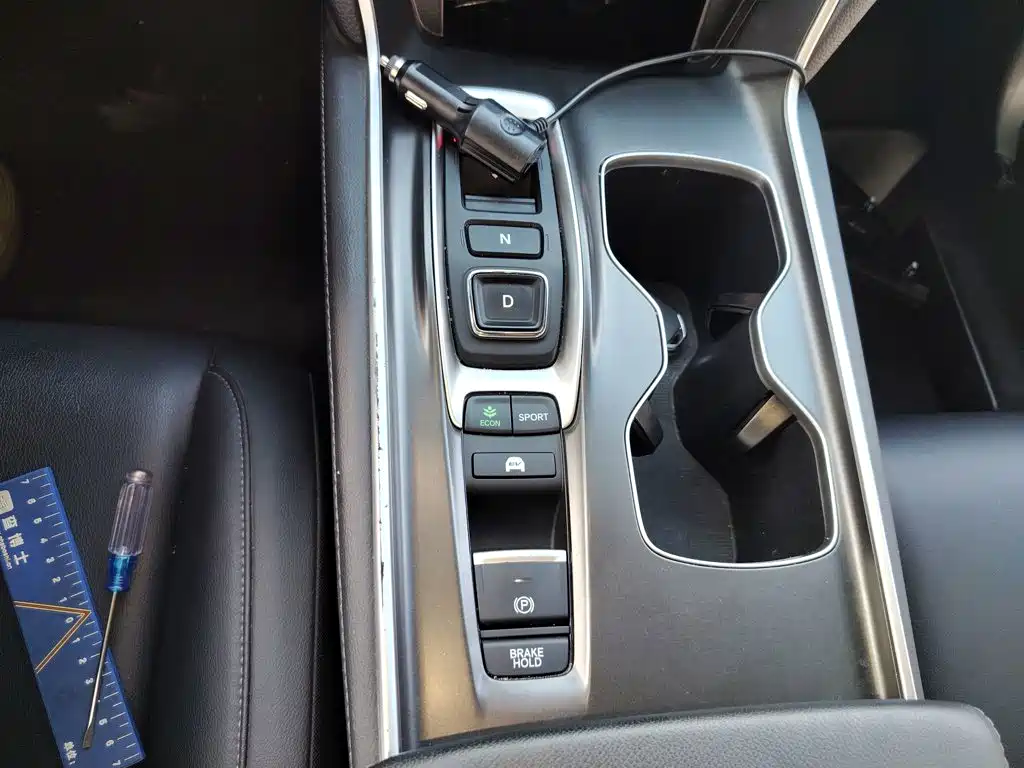 Honda Accord 2020 — фото 11