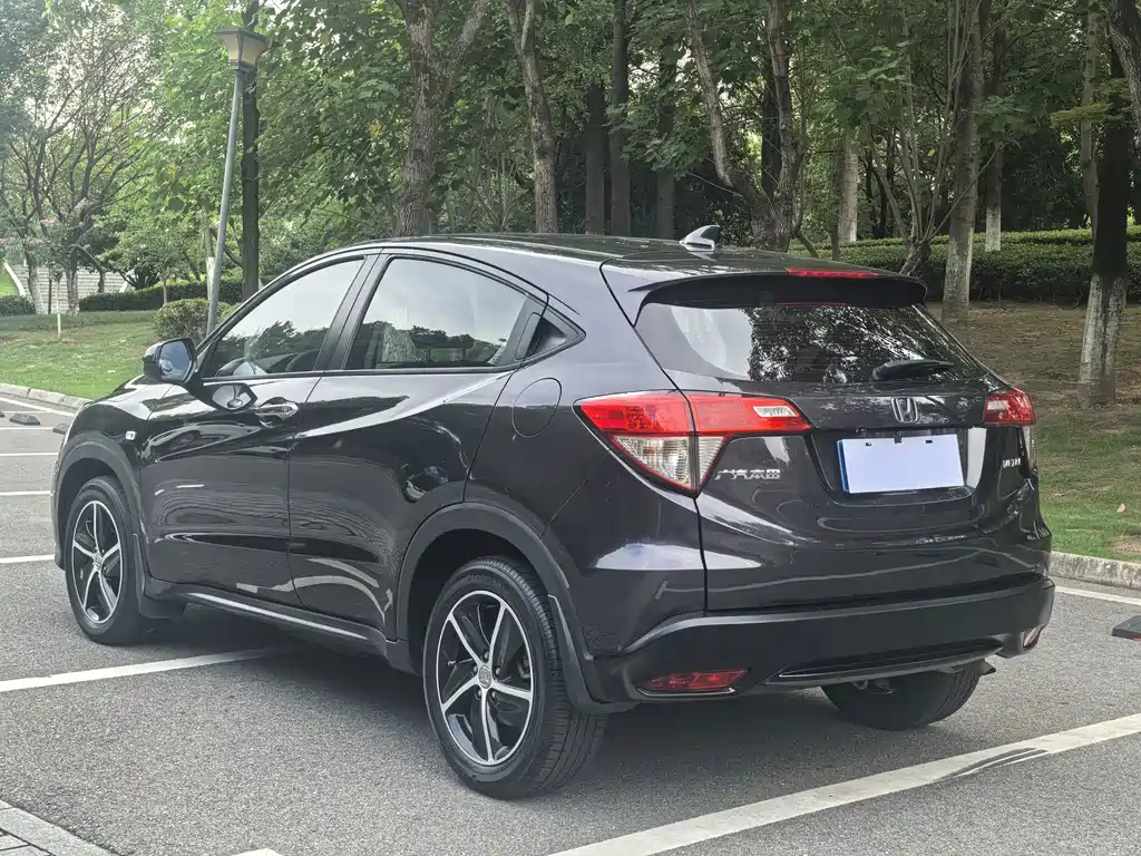 Honda Vezel 2022 — фото 11