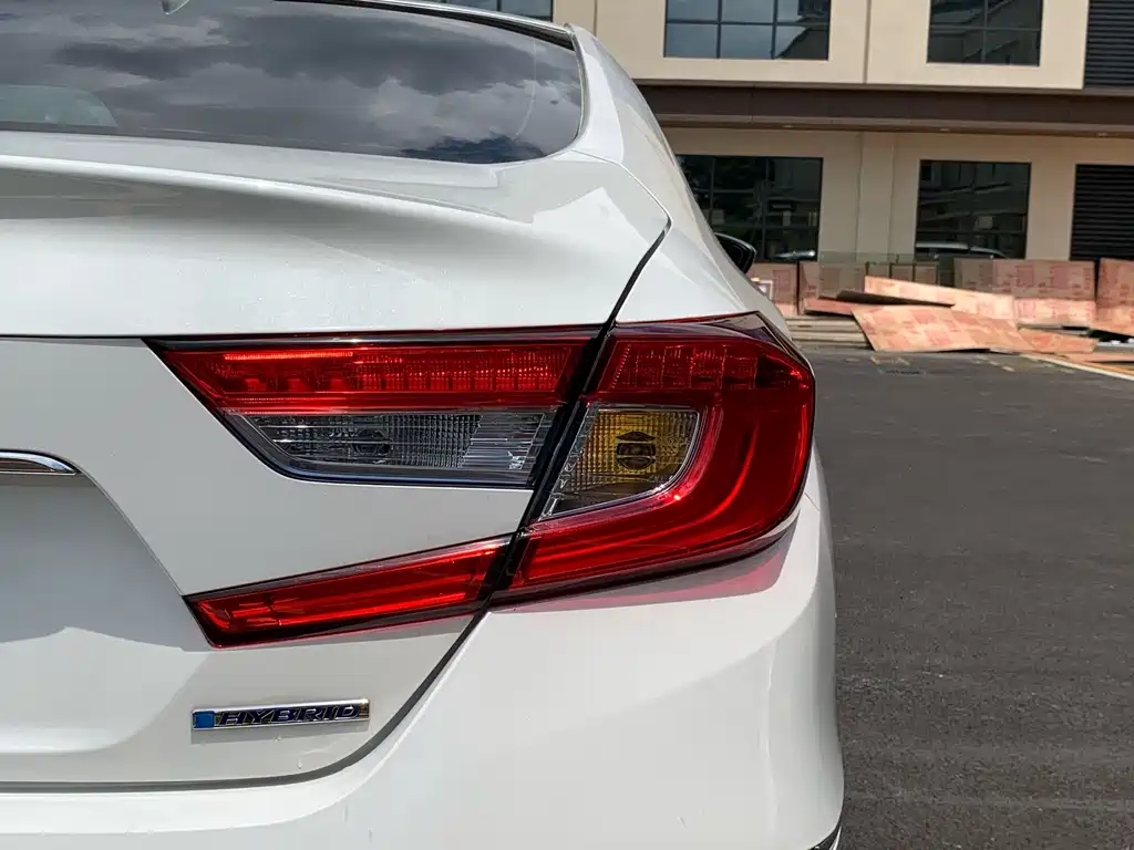 Honda Accord 2021 — фото 12