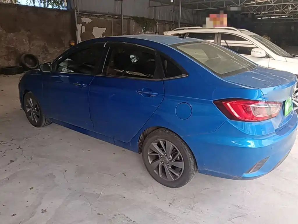 Changan Eado DT 2019 — фото 5