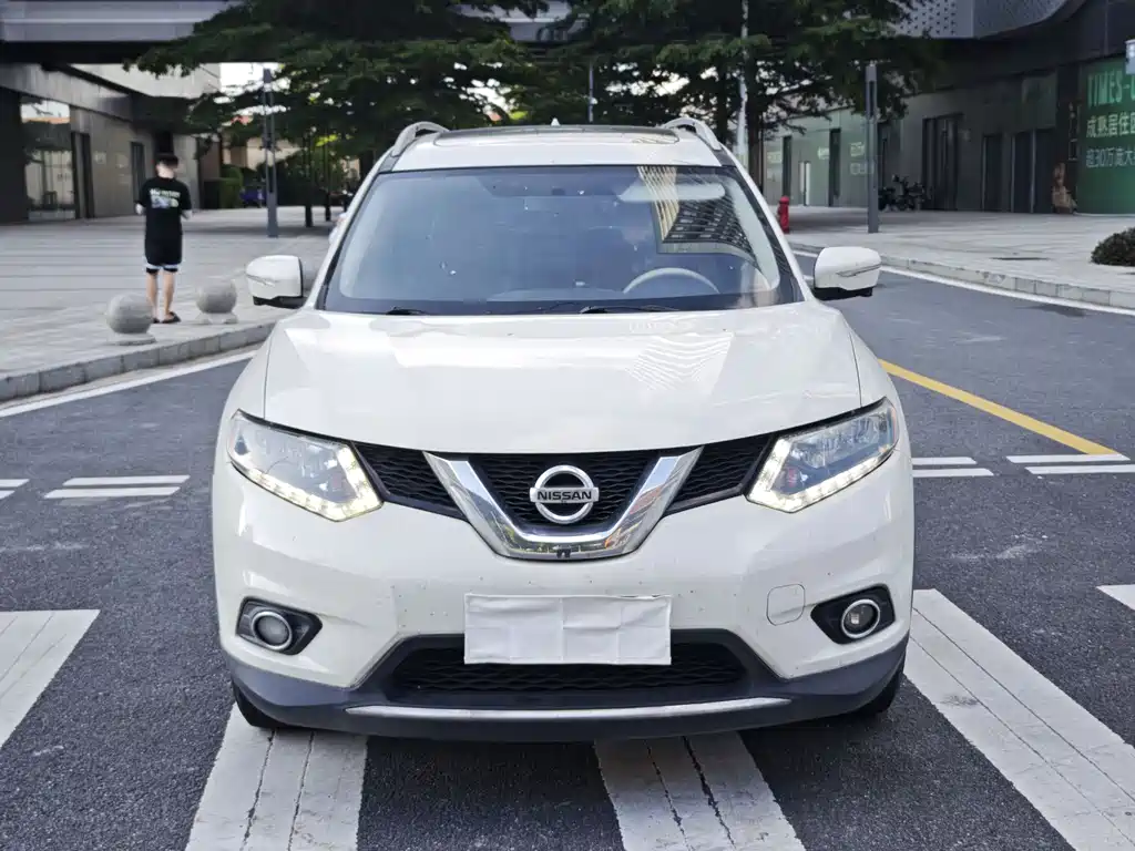 Nissan X-Trail 2015 — фото 2