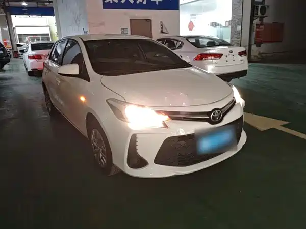 Toyota Vios FS 2022