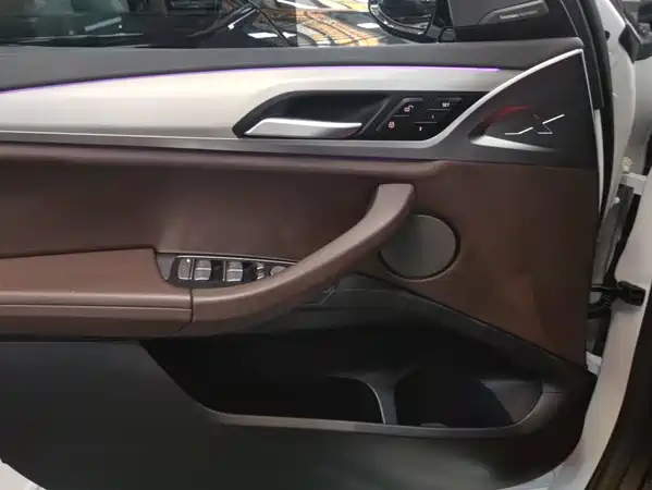 BMW iX3 2022