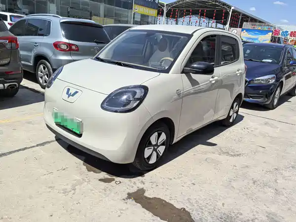 Wuling Hongguang MINIEV 2025