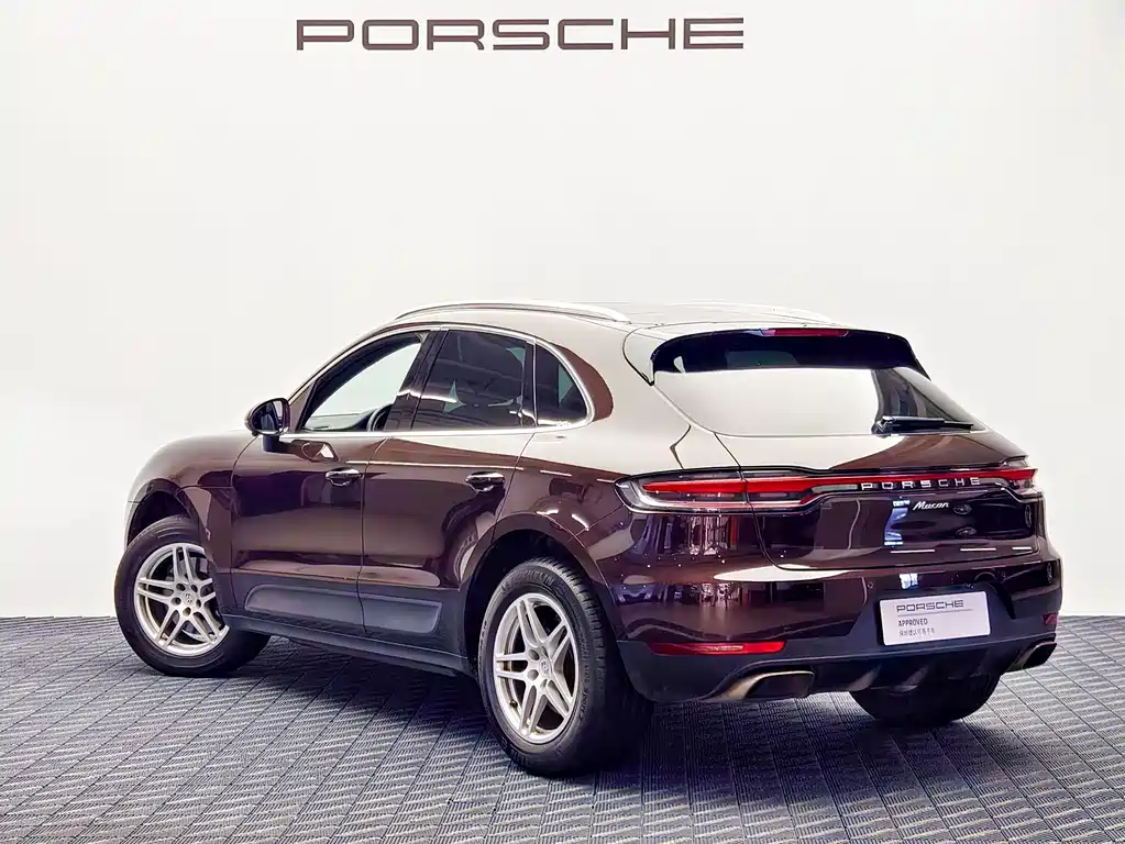 Porsche Macan 2021