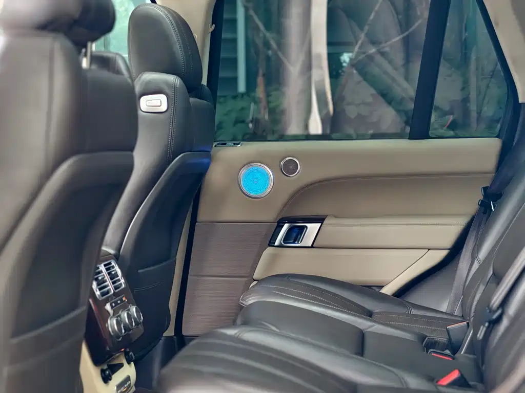 Land Rover Range Rover 2015 — фото 17