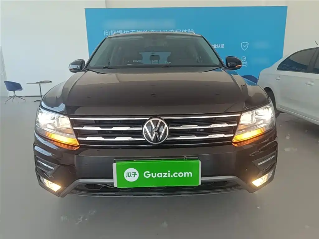 Volkswagen Tiguan L 2020 — фото 3