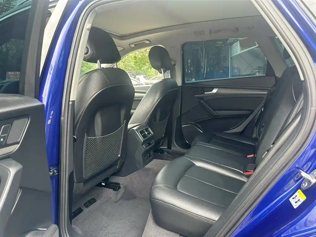 Audi Q5L 2019