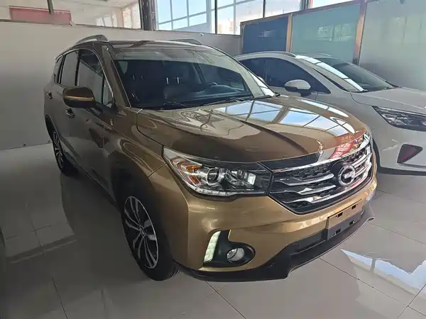 GAC Trumpchi GS4 2015