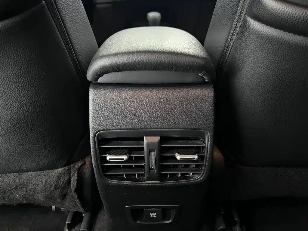 Toyota Levin 2023 — фото 13