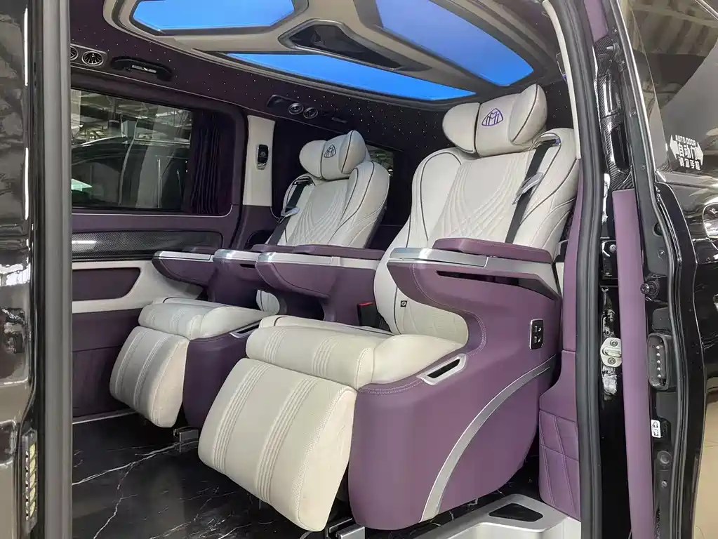 Mercedes-Benz Vito 2023 — фото 8