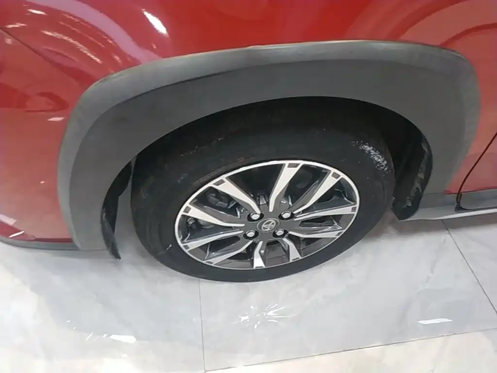 Toyota Yaris L 2020 — фото 23