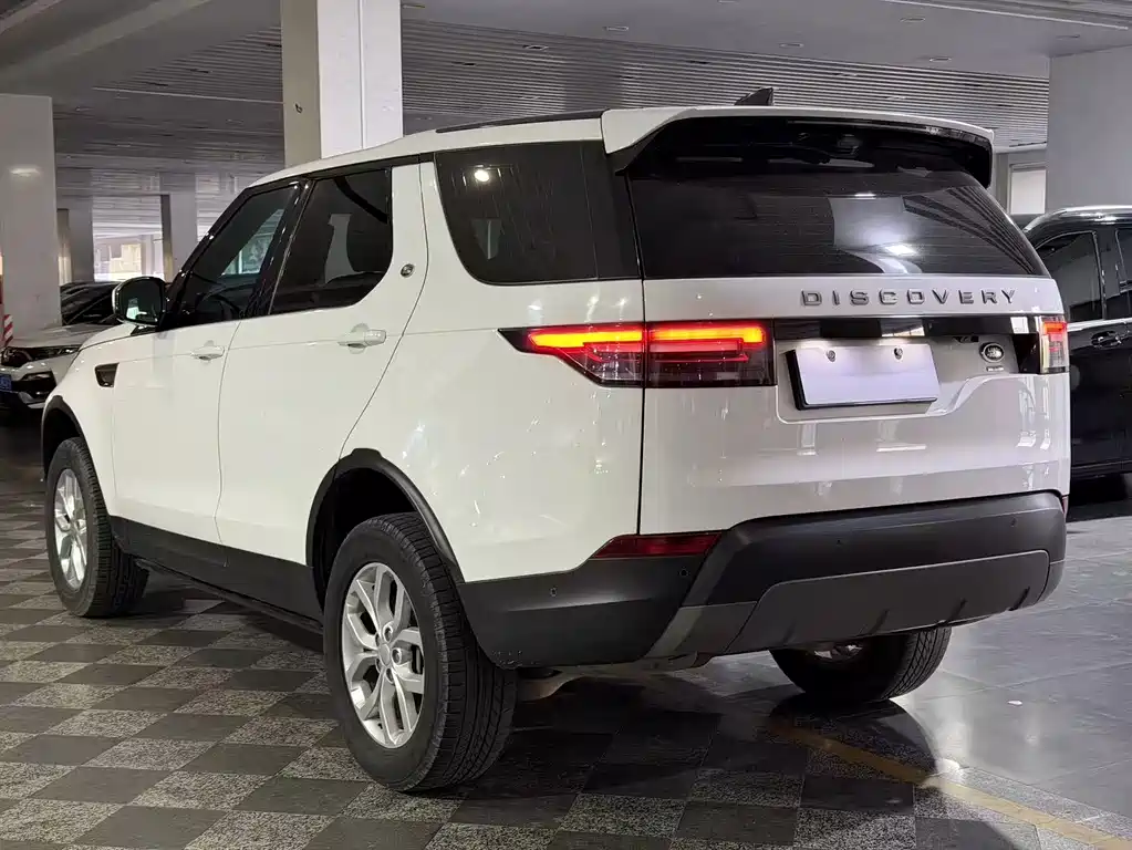 Land Rover Discovery 2019 — фото 4