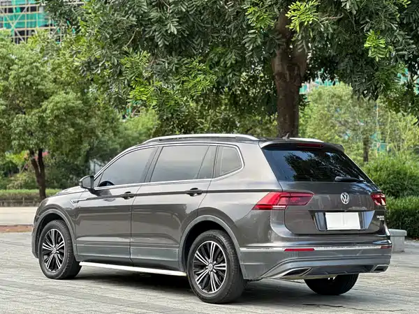 Volkswagen Tiguan L 2018