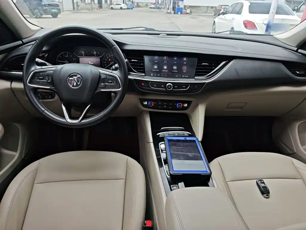Buick Regal 2021 — фото 10