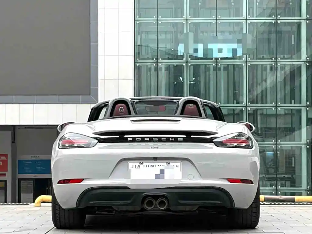 Porsche 718 2022