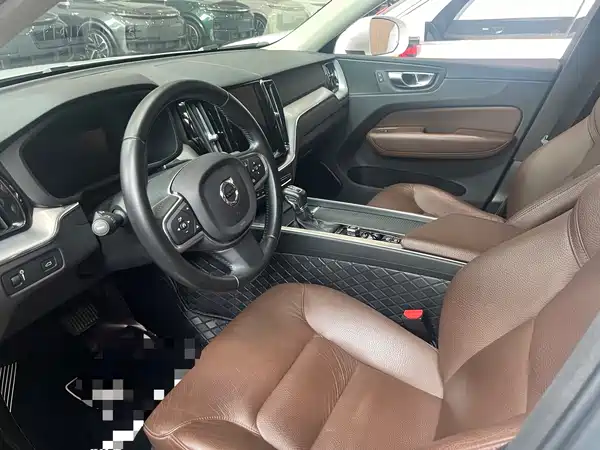 Volvo XC60 2018