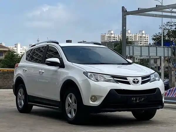 Toyota RAV4 2013