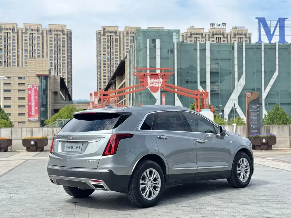 Cadillac XT5 2022 — фото 9