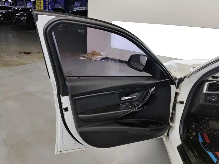 BMW 3 Series 2017