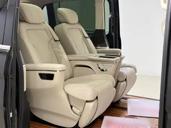 Mercedes-Benz V-Class 2021