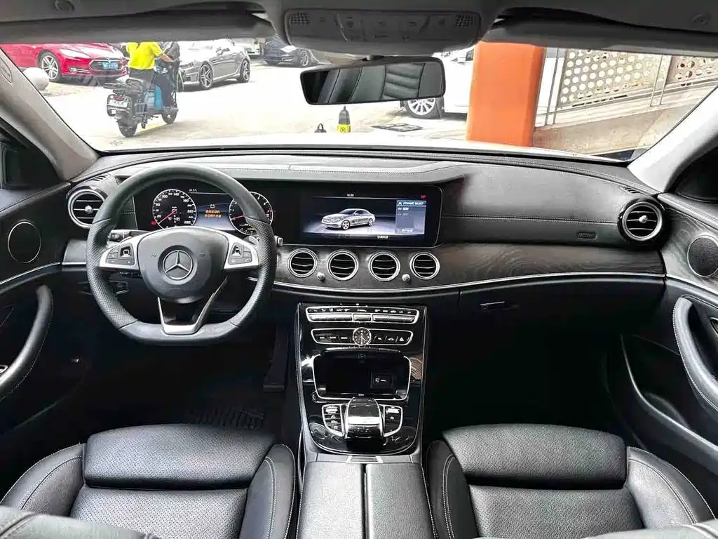 Mercedes-Benz E-Class 2017 — фото 3