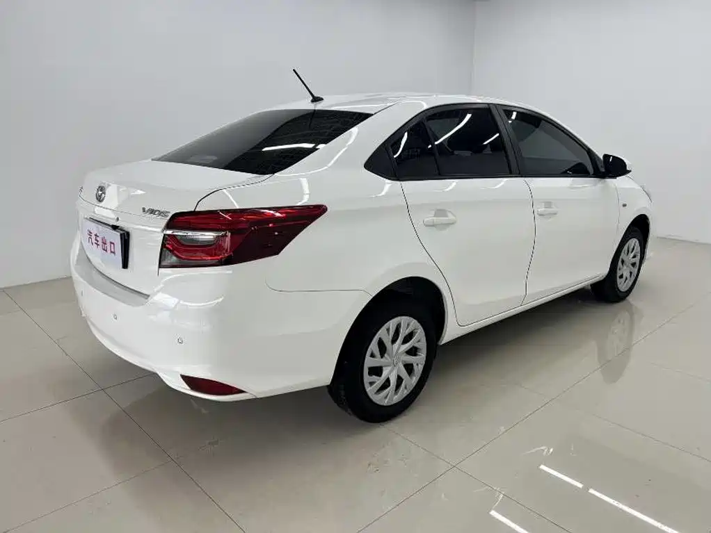 Toyota Vios 2023 — фото 4