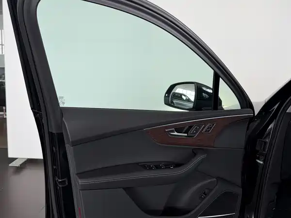 Audi Q7 2025