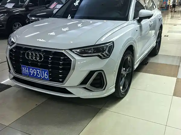 Audi Q3 2022