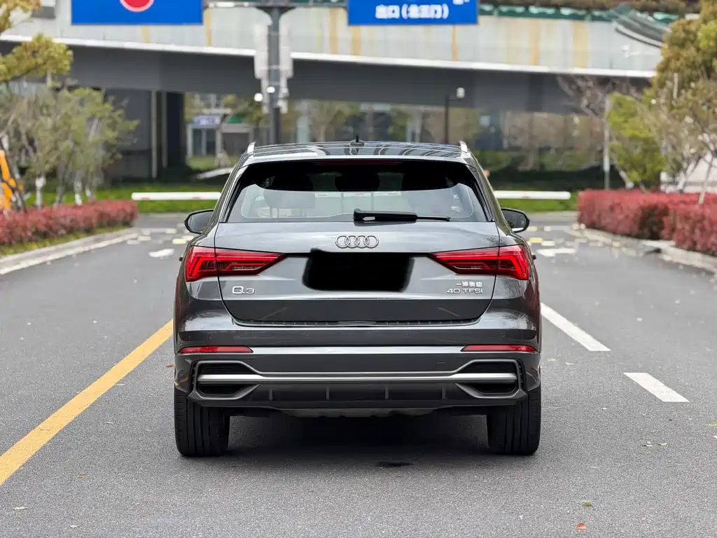 Audi Q3 2020 — фото 13