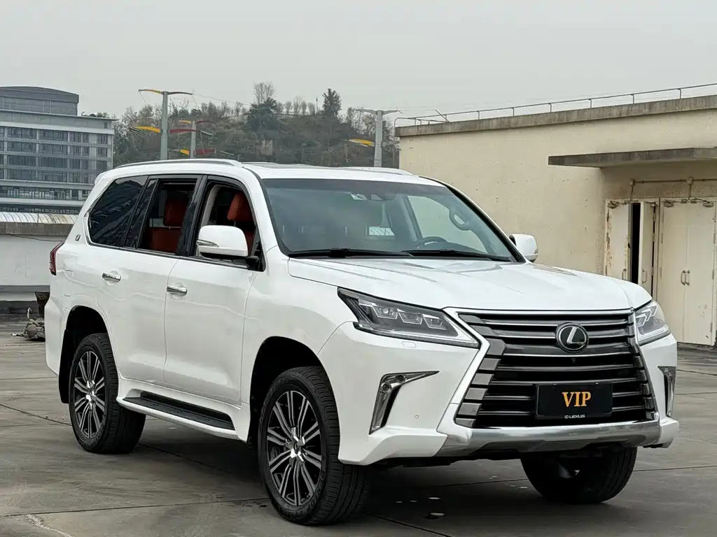 Lexus LX 2019 — фото 2