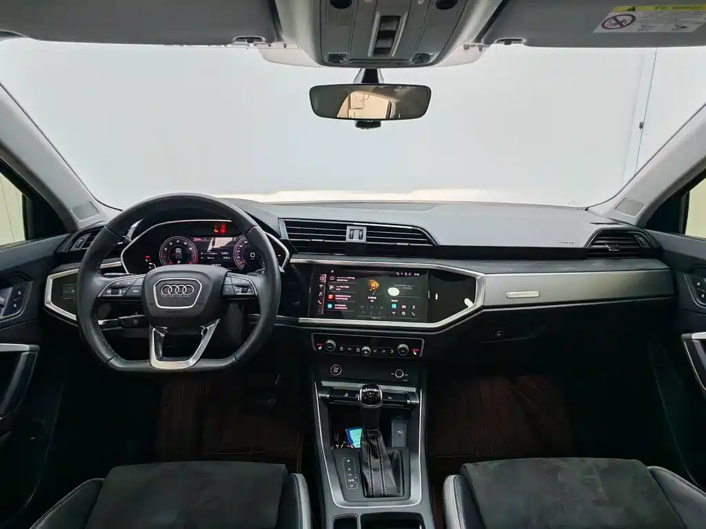 Audi Q3 2022 — фото 10