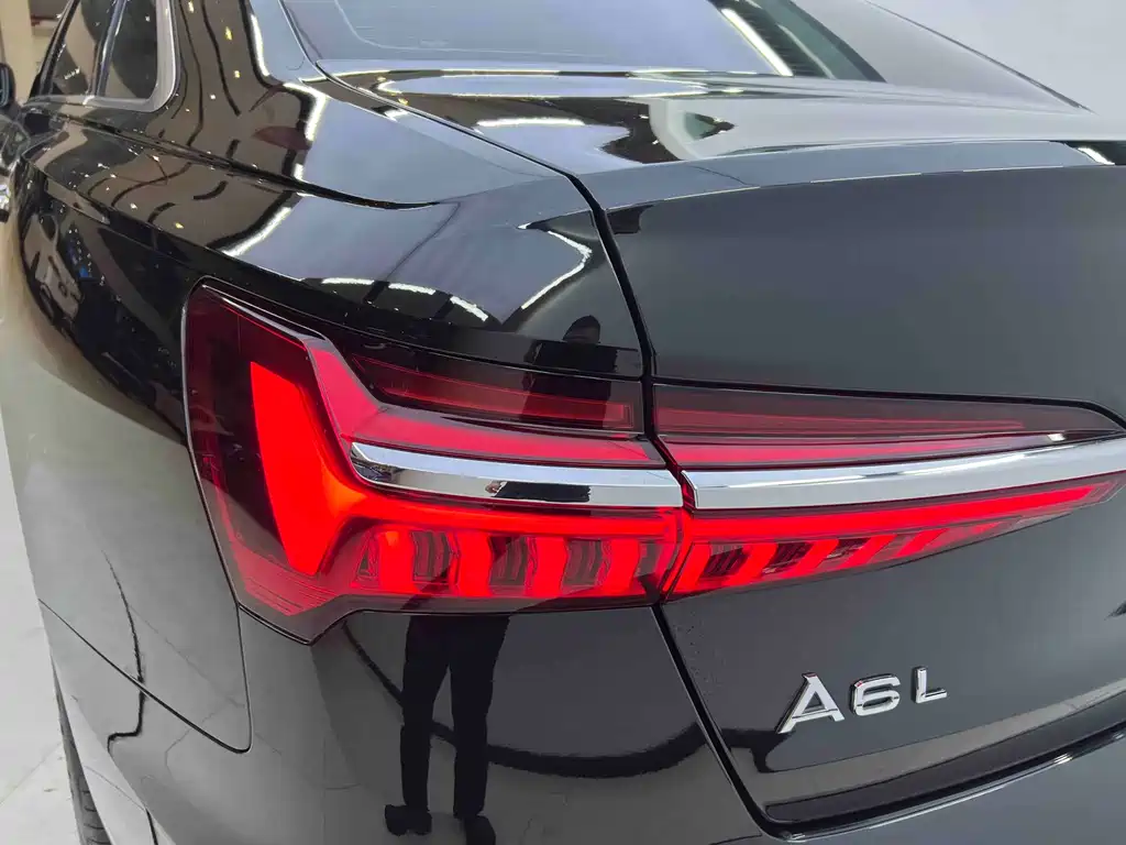 Audi A6L 2023 — фото 8