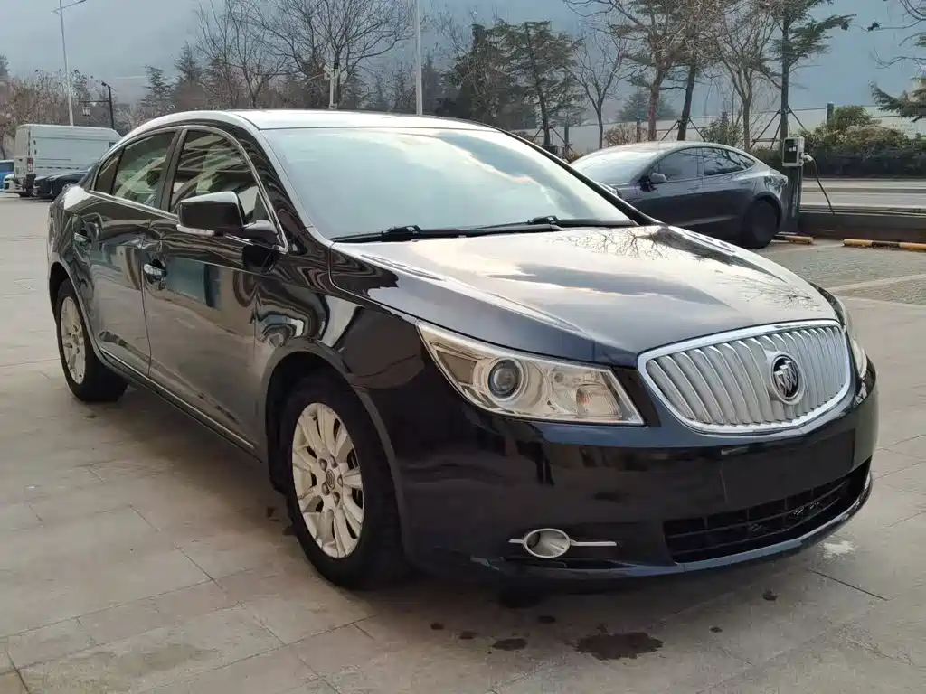 Buick LaCrosse 2013 — фото 2