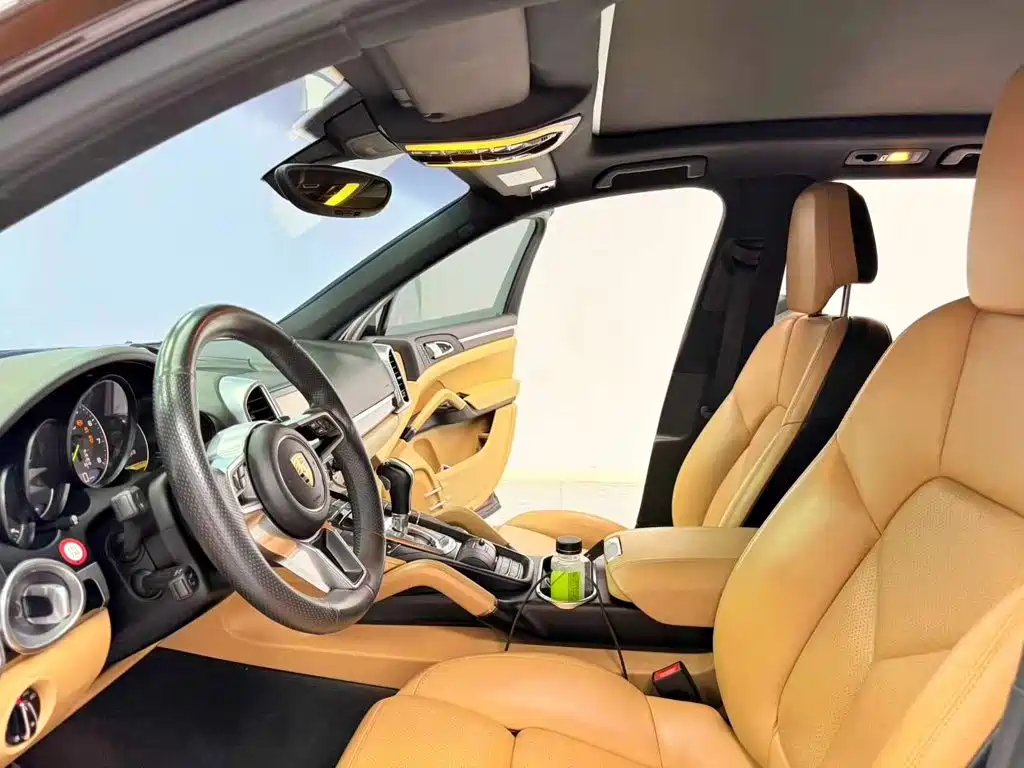 Porsche Cayenne New Energy 2016 — фото 12