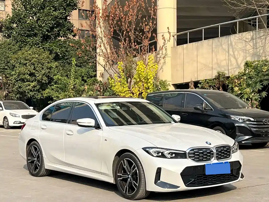 BMW 3 Series 2023