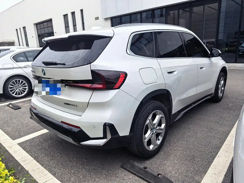 BMW X1 2023 — фото 4