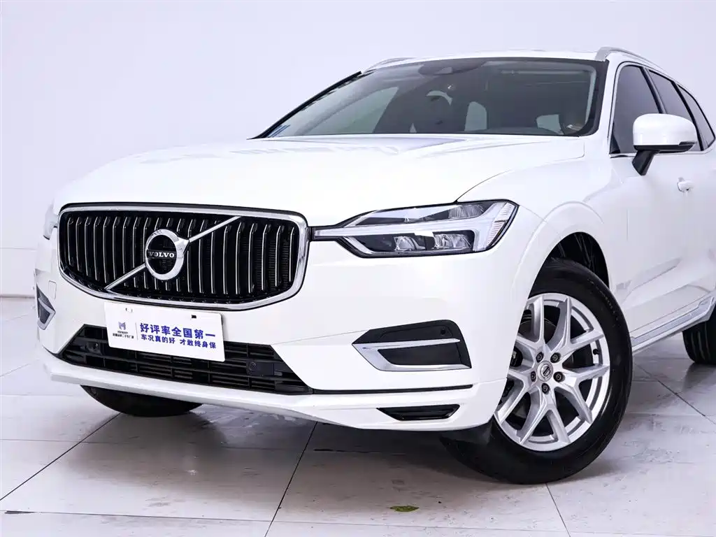 Volvo XC60 2020 — фото 3