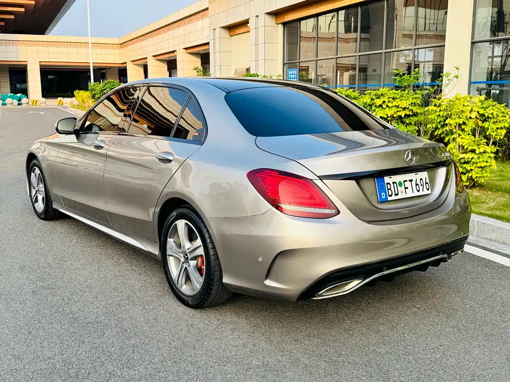 Mercedes-Benz C-Class 2019 — фото 12
