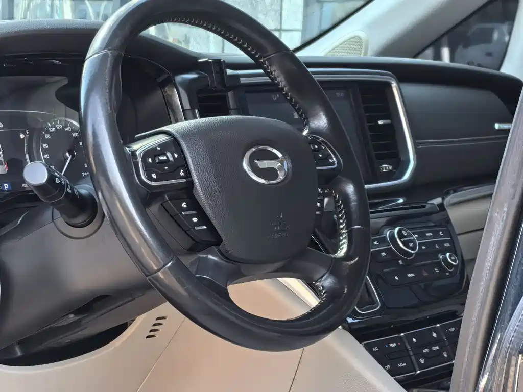 GAC Motor Trumpchi M8 2018 — фото 10