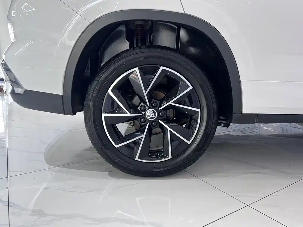 Skoda Kamiq 2023 — фото 19