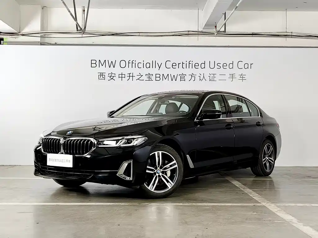 BMW 5 Series 2023 — фото 1