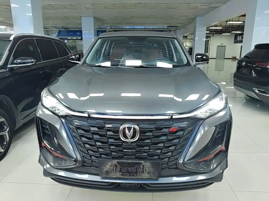 Changan CS75PLUS 2022 — фото 3