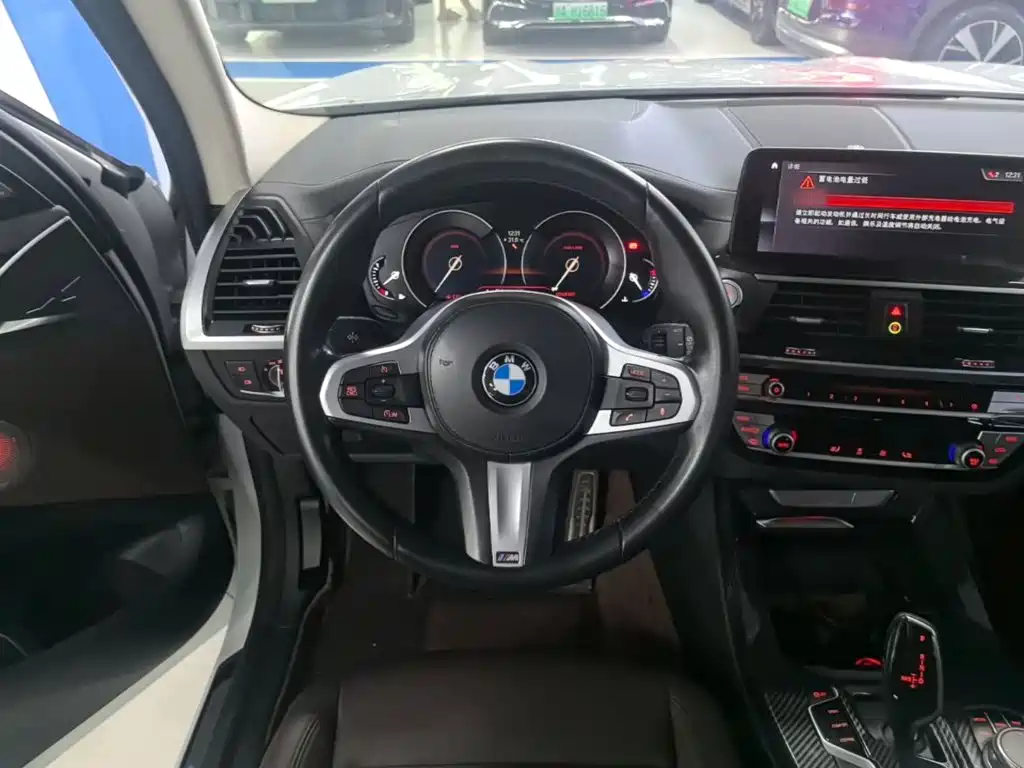 BMW X3 2019 — фото 11