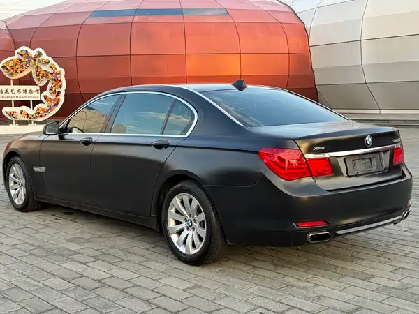 BMW 7 Series 2011