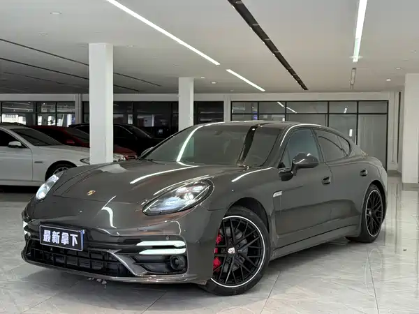 Porsche Panamera 2012