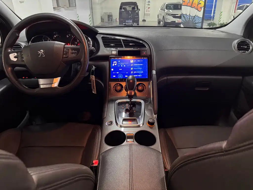Peugeot 3008 2017 — фото 13