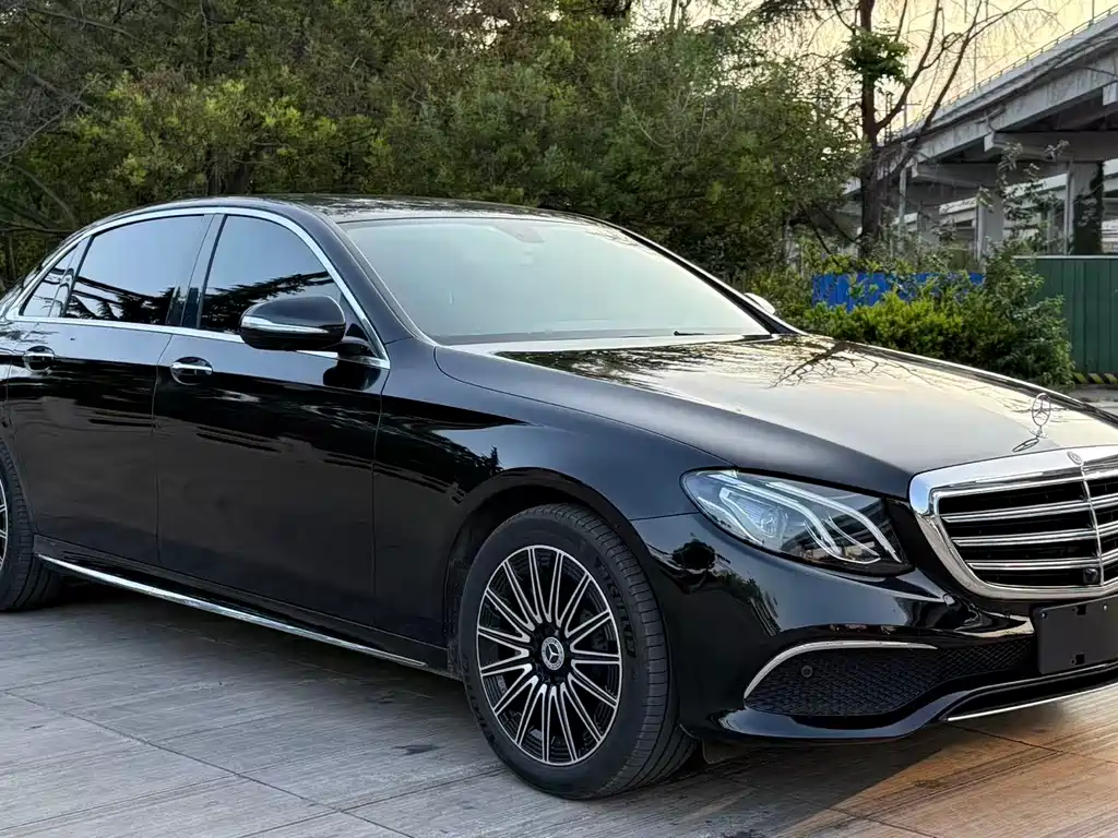Mercedes-Benz E-Class 2019 — фото 3