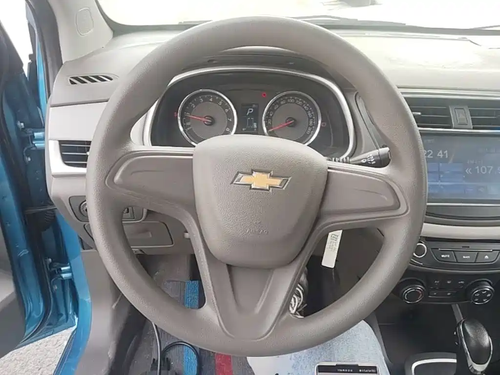 Chevrolet Lefeng RV 2016 — фото 11