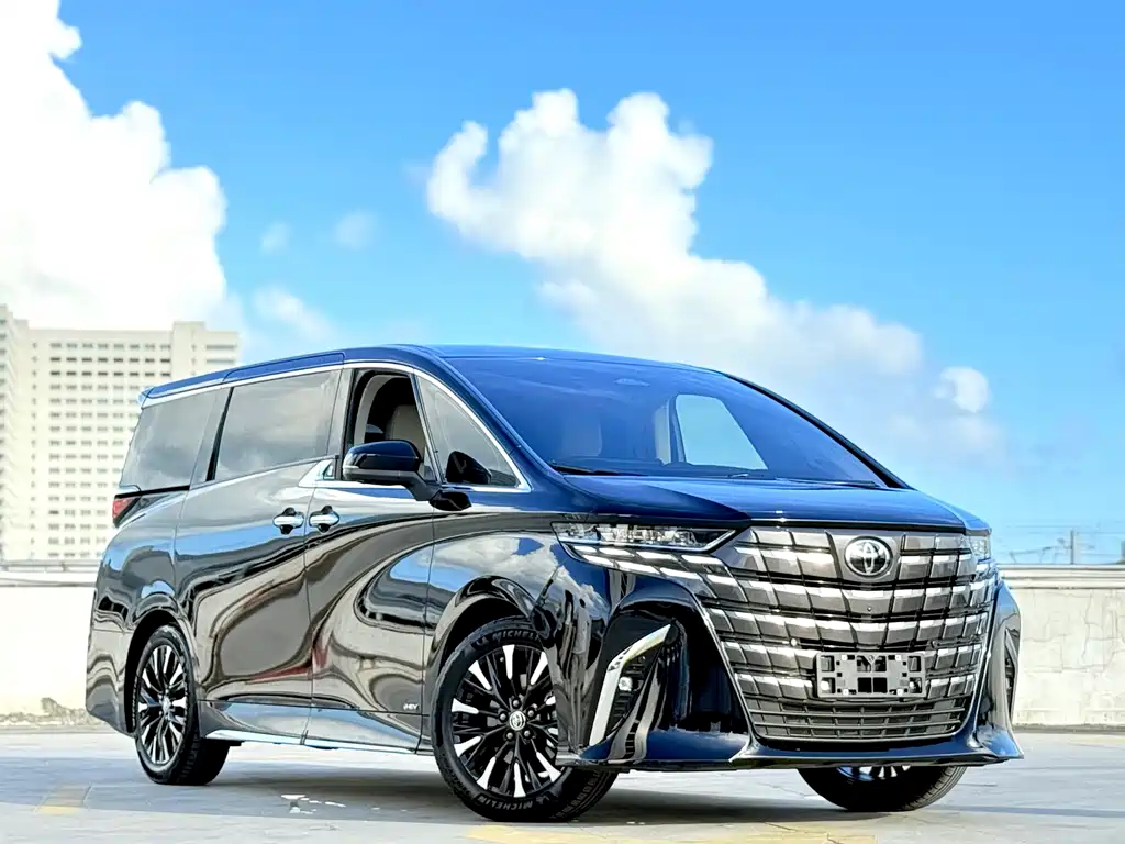 Toyota Alphard 2024 — фото 3